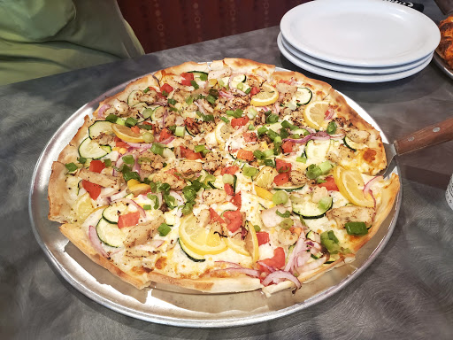 Pizza Restaurant «Round Table Pizza Clubhouse», reviews and photos, 2960 Treat Blvd, Concord, CA 94518, USA