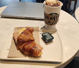 Starbucks Punto Cero photo