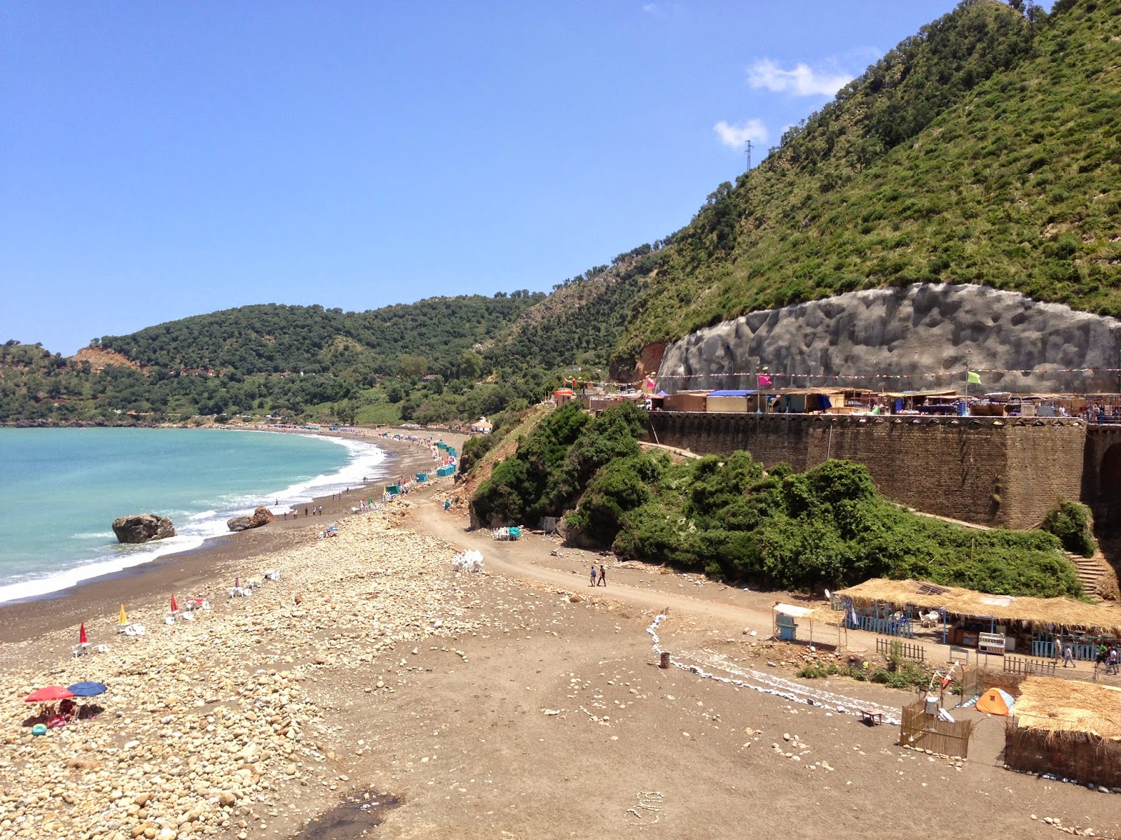 Plage de La Grotte Merveilleuse'in fotoğrafı vahşi alan