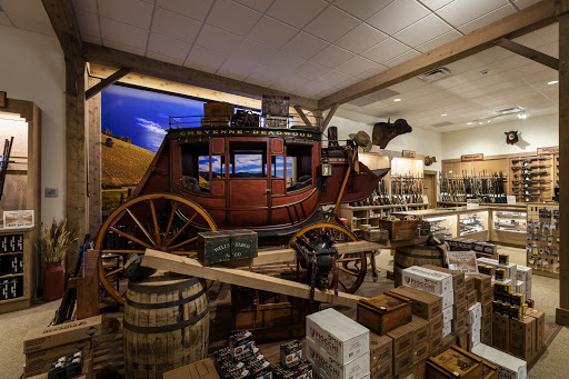 Gun Shop «Country Attic Treasures», reviews and photos, 260 Corwin Nixon Blvd, South Lebanon, OH 45065, USA