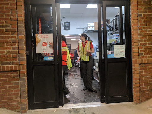 Fast Food Restaurant «Chick-fil-A», reviews and photos, 1033 Glenbrook Way, Hendersonville, TN 37075, USA