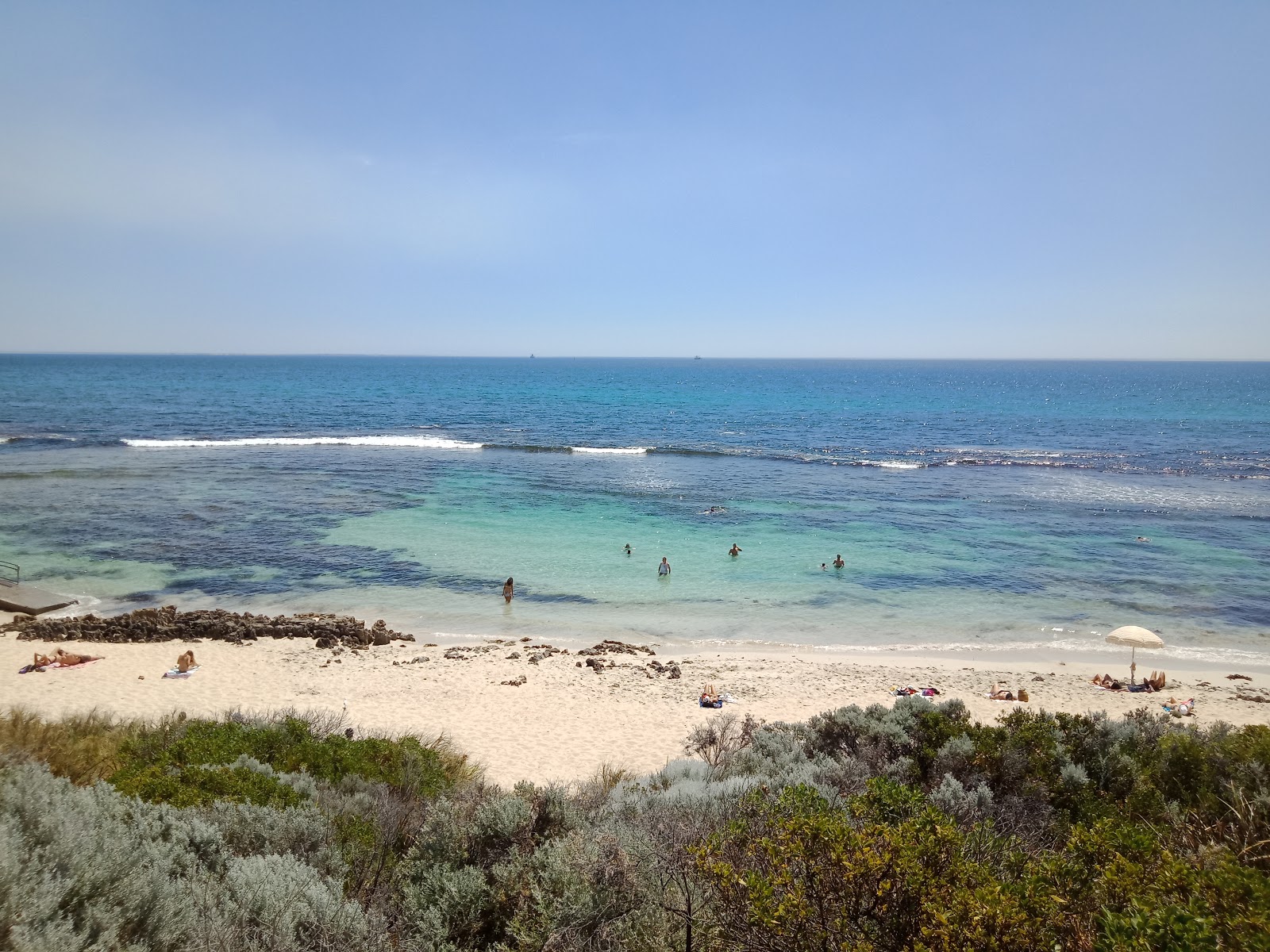 Foto von Mettams Pool Beach II - beliebter Ort unter Entspannungskennern