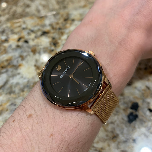 Jewelry Store «Swarovski Houston Galleria», reviews and photos, 5085 Westheimer Rd B3703, Houston, TX 77056, USA