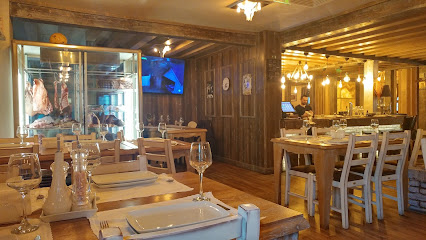 Restaurant The New London - Rondul 2, Bulevardul Independenței, Ploiești, Romania
