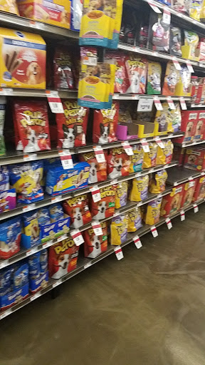 Pet Supply Store «Pet Supplies Plus», reviews and photos, 1970 Portage Trail, Cuyahoga Falls, OH 44223, USA