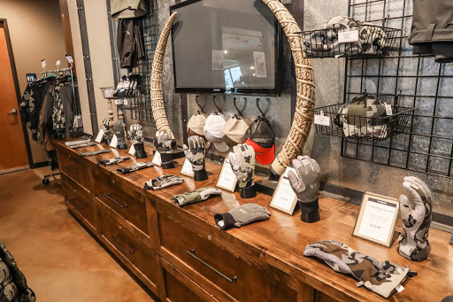 Outdoor Sports Store «KUIU», reviews and photos, 1920 N Lincoln St #101, Dixon, CA 95620, USA