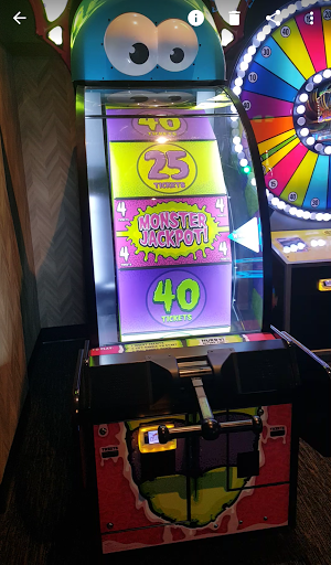 Movie Theater «Celebrity Theatres - Baton Rouge 8», reviews and photos, 15365 George Oneal Rd, Baton Rouge, LA 70817, USA