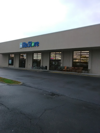 Thrift Store «Knoxville Habitat For Humanity ReStore», reviews and photos, 1511 Downtown W Blvd, Knoxville, TN 37919, USA