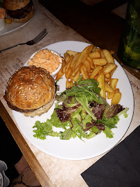 Hamburger du Restaurant Eden Rock Café à Lyon - n°11