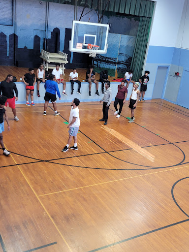 Community Center «Shawnee Community Center», reviews and photos, 607 S 37th St, Louisville, KY 40211, USA