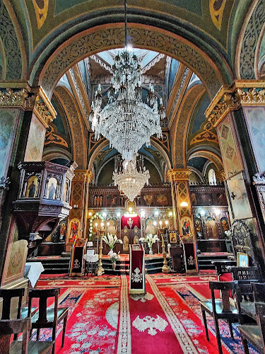Румънска Православна Църква Света Троица в София - София