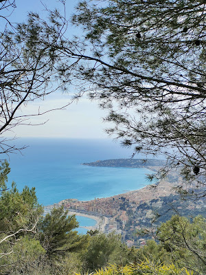 Aurélie QUERMENT à Menton
