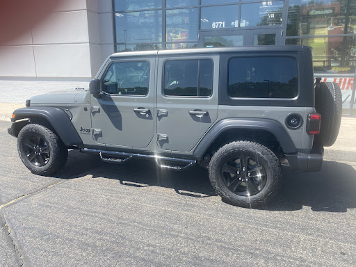 Car Dealer «Waconia Dodge Chrysler Jeep», reviews and photos, 905 Strong Dr, Waconia, MN 55387, USA