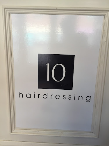 10 Hairdressing - Hull