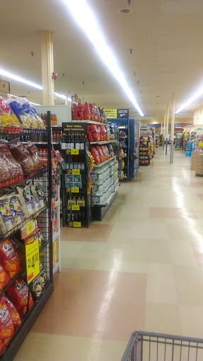 Grocery Store «Hannaford Supermarket», reviews and photos, 383 Wilson St, Brewer, ME 04412, USA