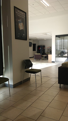 Used Car Dealer «DriveTime Used Cars», reviews and photos, 1530 E New York St, Aurora, IL 60505, USA