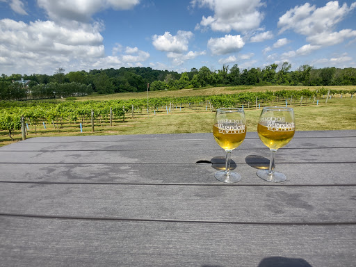 Winery «Rockside Winery and Vineyards», reviews and photos, 2363 Lancaster-Newark Rd NE, Lancaster, OH 43130, USA