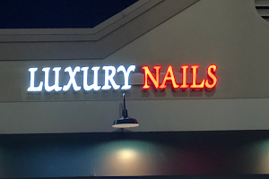 Luxury Nails image