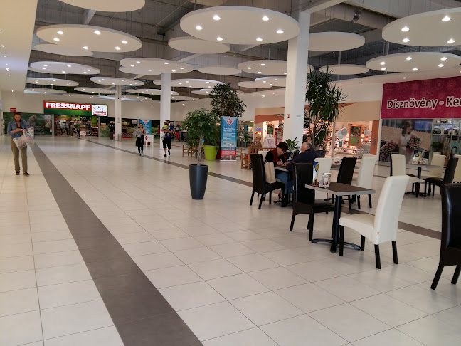 Értékelések erről a helyről: Next Stop Üzletközpont, Székesfehérvár - Bevásárlóközpont