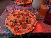 Pizza du Pizzeria Le Rocher à Montriond - n°8