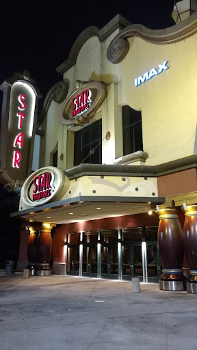 Movie Theater «AMC Classic Fairlane 21», reviews and photos, 18900