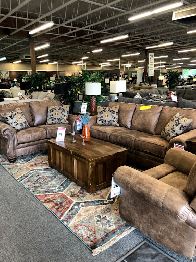 Furniture Store «JR Furniture Tigard», reviews and photos, 14255 SW Pacific Hwy, Tigard, OR 97224, USA