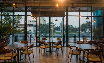 Hanoi Cider House - Restaurant & Bar