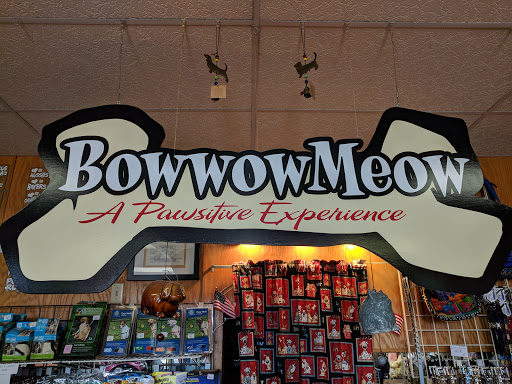Pet Store «Bowwow Meow», reviews and photos, 456 SW Bay Blvd, Newport, OR 97365, USA