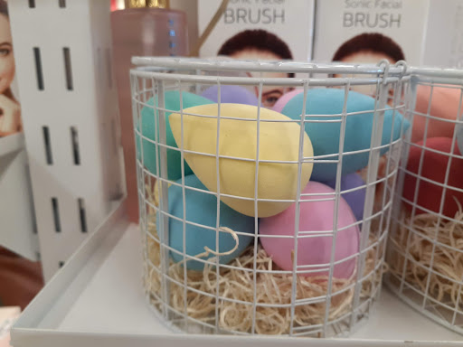 Shopping Mall «Tuskatella Shopping Center», reviews and photos, 1344 N Tustin St, Orange, CA 92867, USA