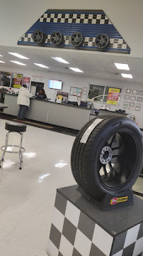 Les Schwab Tire Center - Photo 4 - Car repair in Sparks, NV, Sparks