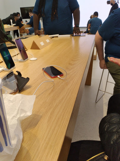 Computer Store «Apple Annapolis», reviews and photos, 1735 Annapolis Mall Rd, Annapolis, MD 21401, USA