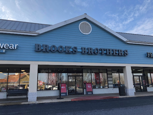 Brooks Brothers Factory Outlet, 108 Stanley K Tanger Dr, Lancaster, PA 17602, USA, 