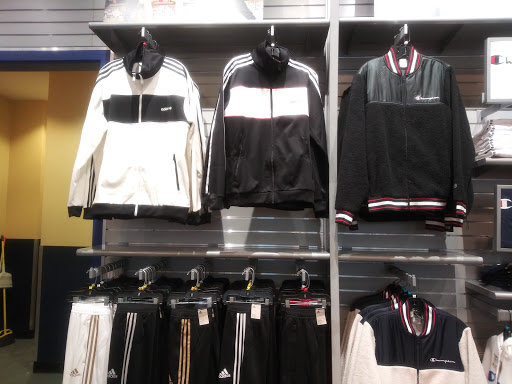 Sporting Goods Store «Champs Sports», reviews and photos, 23106 Fashion Dr, Estero, FL 33928, USA