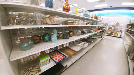 Clothing Store «Ross Dress for Less», reviews and photos, 2905 50th St, Lubbock, TX 79413, USA