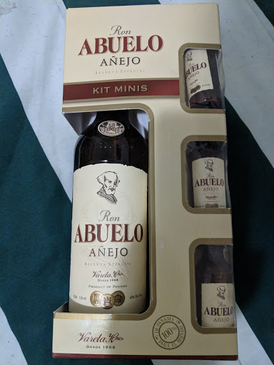 Liquor Store «Oporto Wines & Liquors», reviews and photos, 178 Ferry St, Newark, NJ 07105, USA