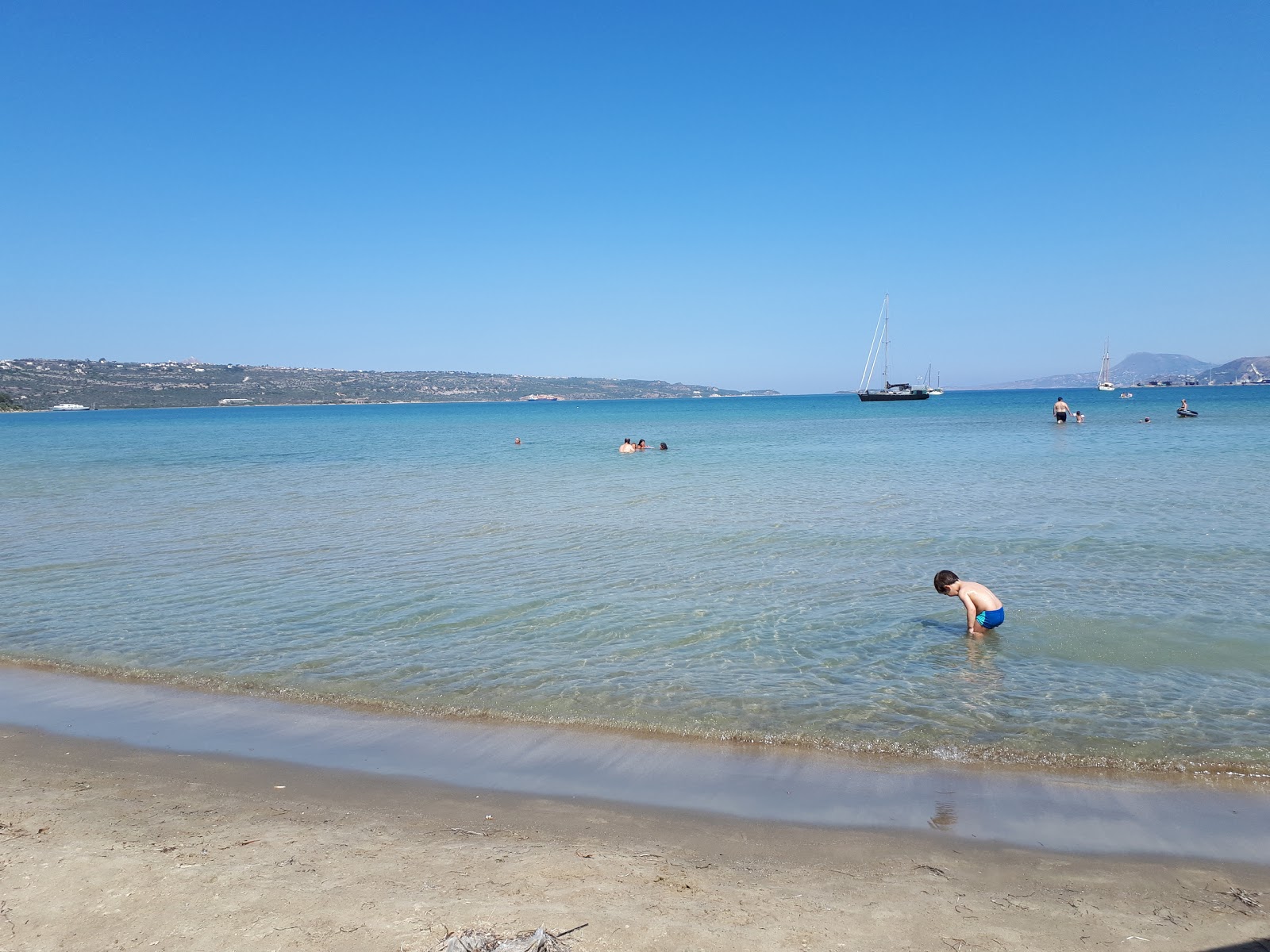 Photo de Meltemaki beach avec moyenne baie