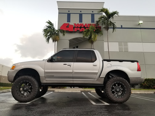 Truck Accessories Store «4 Wheel Parts - Thomas University - Miami Gardens, FL», reviews and photos, 3383 NW 167th St, Miami Gardens, FL 33056, USA