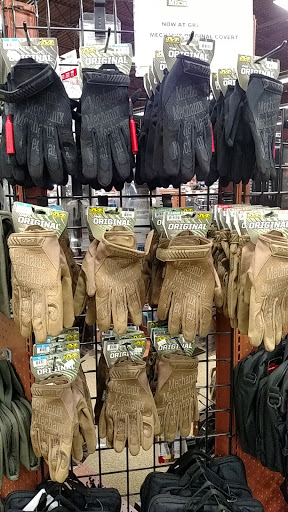Fishing Store «Green Top Sporting Goods, Corporation.», reviews and photos, 10150 Lakeridge Pkwy, Ashland, VA 23005, USA