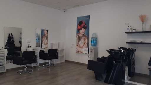 Salón de Peluquería Estilista en El Morche, Málaga