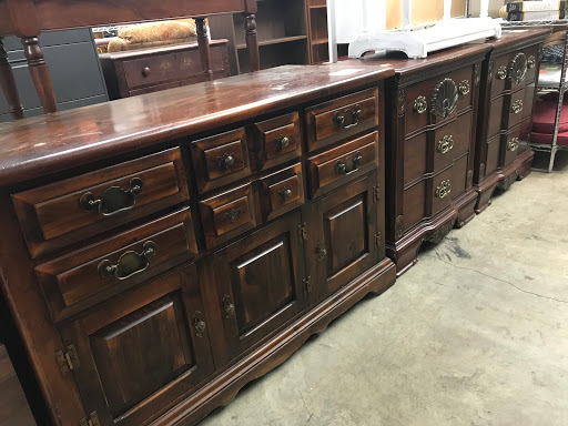 Used Furniture Store «Cobwebs Used Furniture», reviews and photos, 1008 Wappoo Rd, Charleston, SC 29407, USA