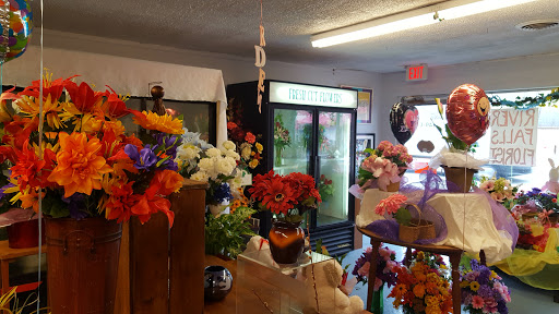 Florist «River Falls Florist», reviews and photos, 901 E Main St, Duncan, SC 29334, USA