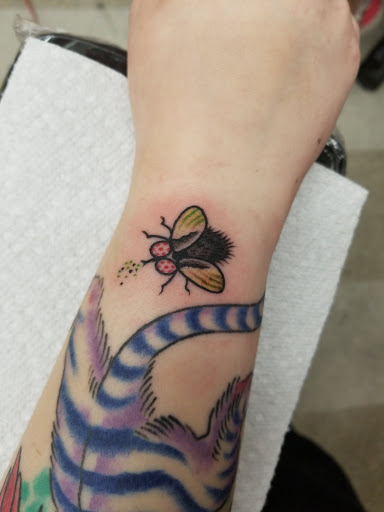 Tattoo Shop «Eye For An Eye Tattoo Parlor», reviews and photos, 1405 N Frazier St, Conroe, TX 77301, USA