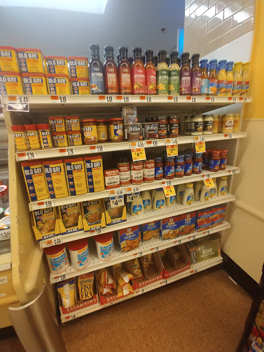 Supermarket «Giant», reviews and photos, 3521 East-West Hwy, Hyattsville, MD 20782, USA