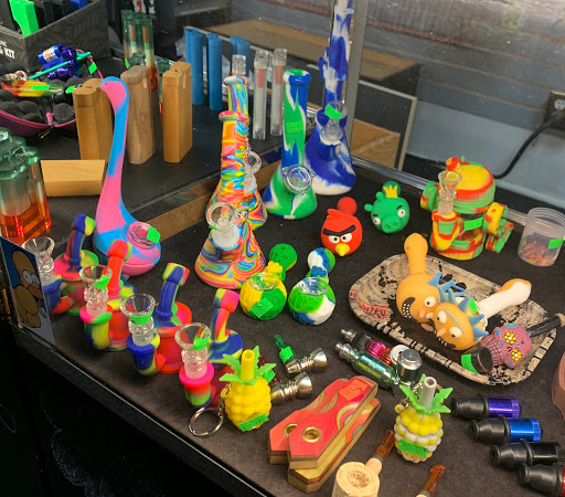 Tobacco Shop «The White Rabbit #2», reviews and photos, 7829 Moffett Rd, Semmes, AL 36575, USA