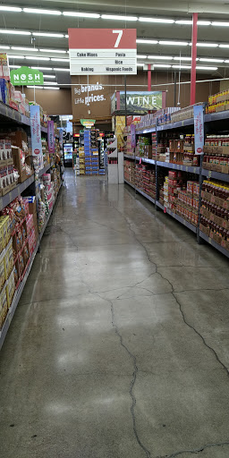 Grocery Store «Grocery Outlet Bargain Market», reviews and photos, 80 E Washington St, Petaluma, CA 94952, USA