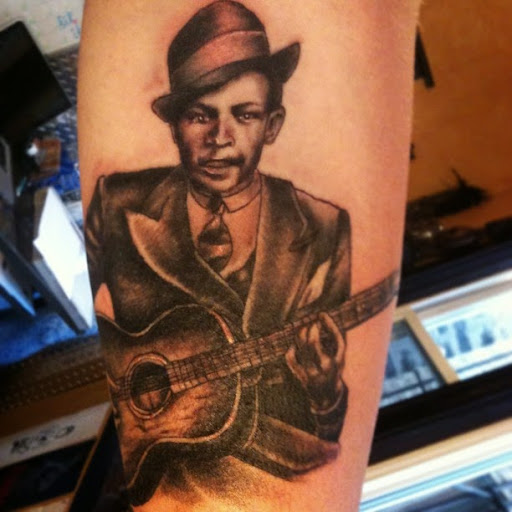 Tattoo Shop «Tattoo Candy Inc», reviews and photos, 3460 N Pulaski Rd, Chicago, IL 60641, USA