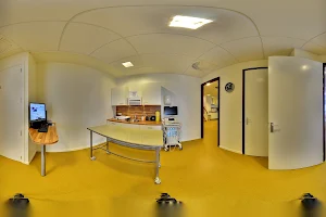 Caressa Animal Hospital Rotterdam image