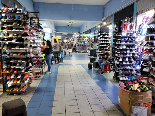 Nopal stores Lima