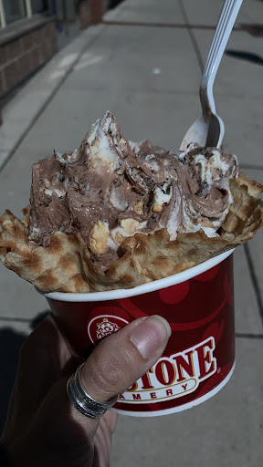 Ice Cream Shop «Cold Stone Creamery», reviews and photos, 490 S Broad St, Meriden, CT 06450, USA