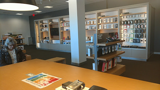 Cell Phone Store «Verizon», reviews and photos, 10651 E US Hwy 36 a, Avon, IN 46123, USA